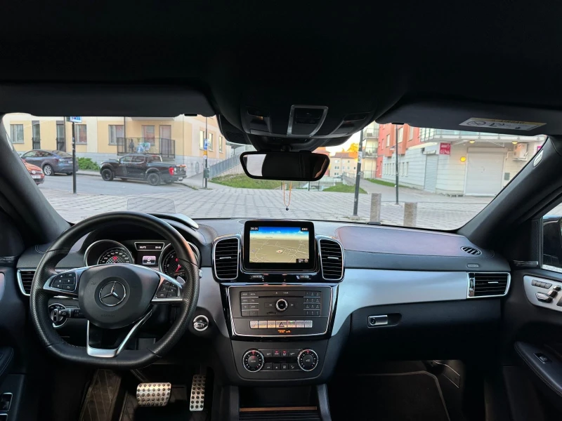 Mercedes-Benz GLE Coupe  350* 4matic* 9G-tronic* AMG* 360* Kamera, снимка 10 - Автомобили и джипове - 52670899