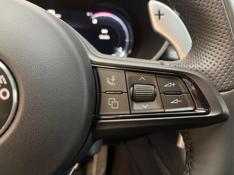 Alfa Romeo Stelvio NEW!SPRINT;4х4;2.2 MULTIJET;MATRIX, снимка 15 - Автомобили и джипове - 51902616