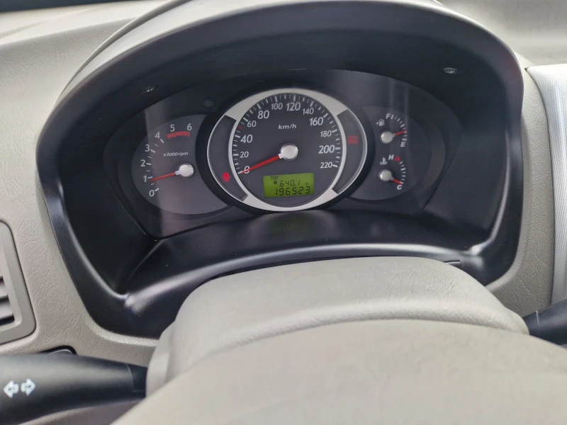 Hyundai Tucson 2.0CRDI 140HP.4X4 ITALIA, снимка 15 - Автомобили и джипове - 51973519