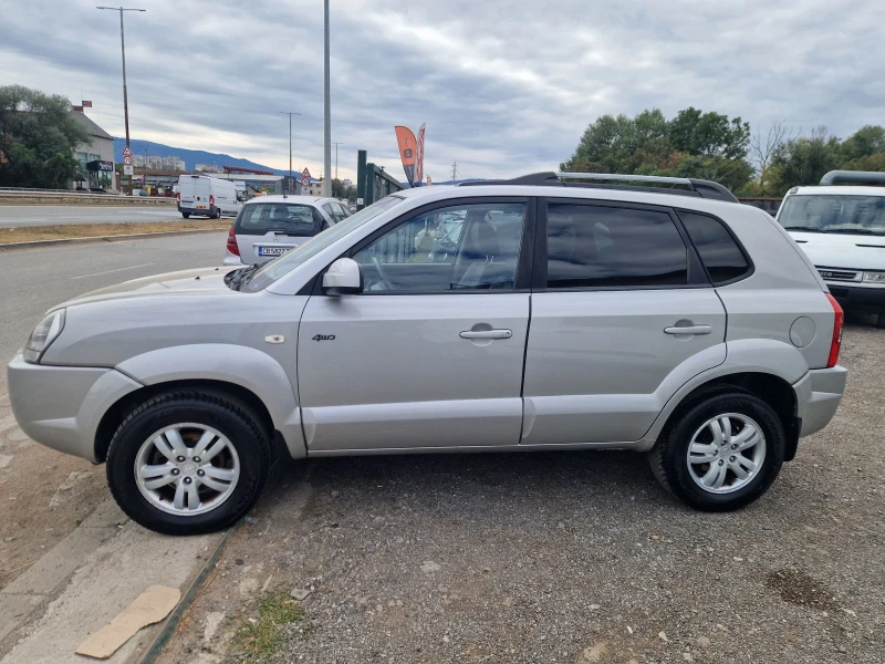 Hyundai Tucson 2.0CRDI 140HP.4X4 ITALIA, снимка 5 - Автомобили и джипове - 51973519