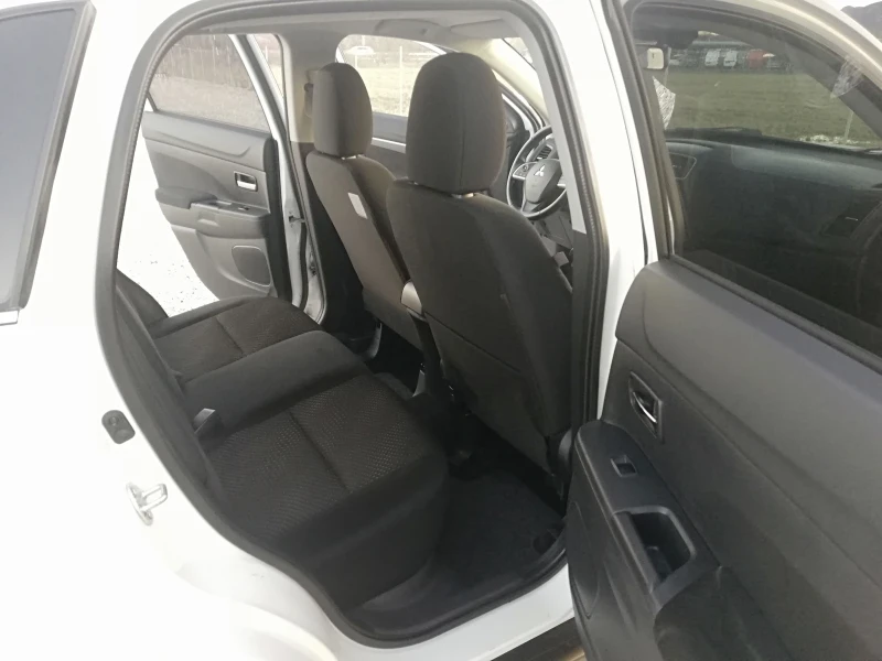 Mitsubishi ASX 1.6i kli , снимка 12 - Автомобили и джипове - 53117557
