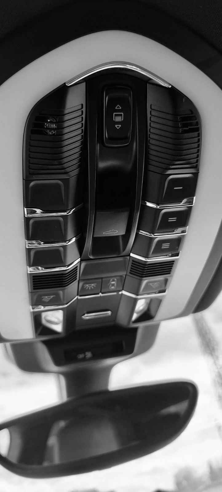 Porsche Macan S, снимка 2 - Автомобили и джипове - 54240890