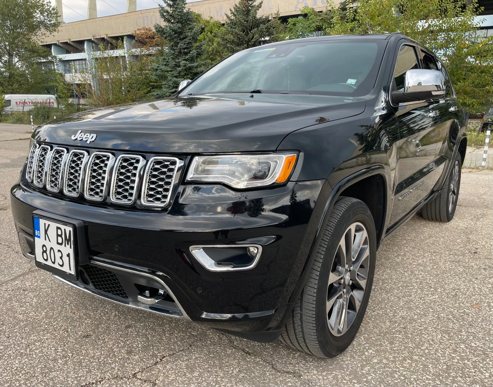 Jeep Grand cherokee 3.6VVT Overland/LPG/Panorama/Distronic - изображение 2