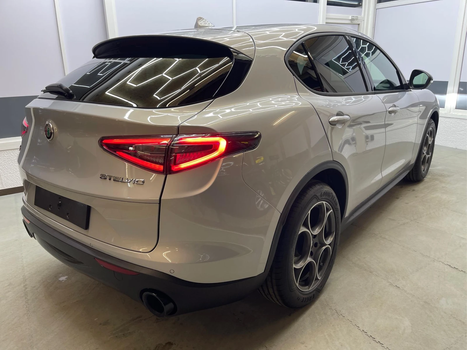 Alfa Romeo Stelvio NEW!SPRINT;4х4;2.2 MULTIJET;MATRIX - изображение 3
