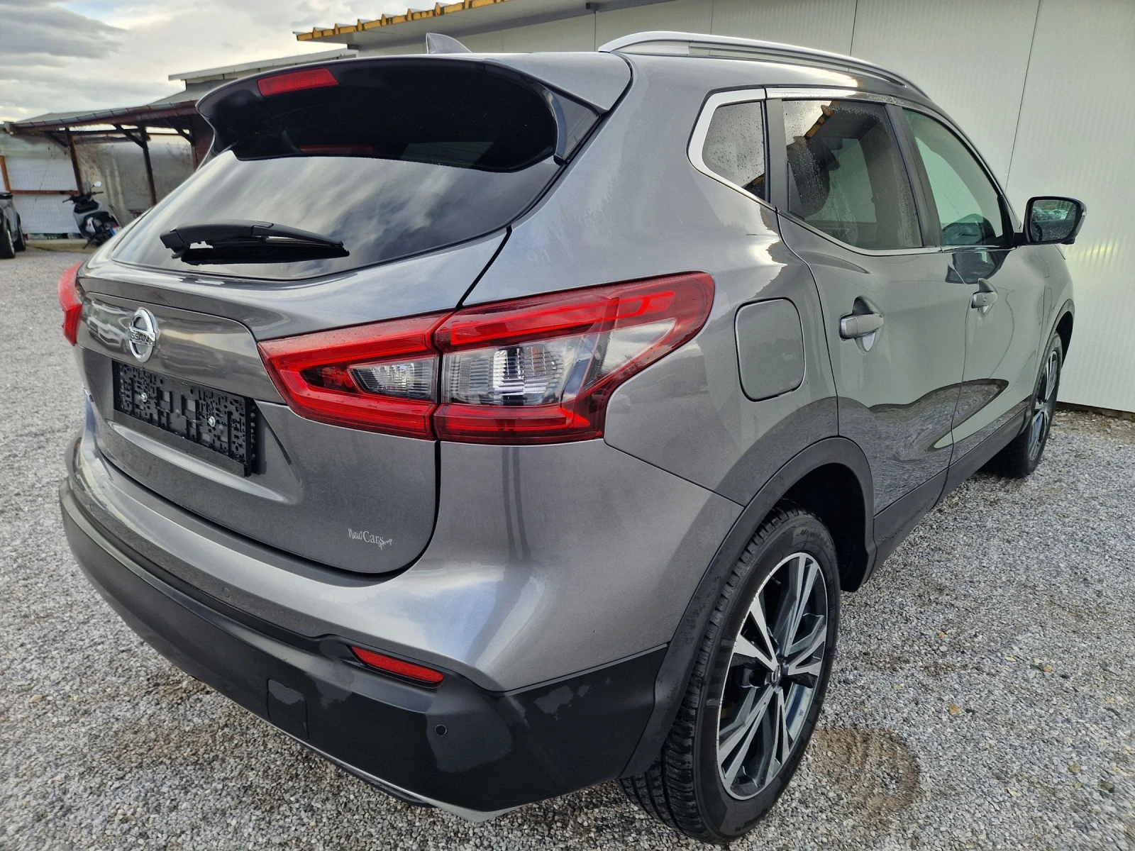 Nissan Qashqai 1.3i Turbo Avtomatik 85000km NEW - изображение 2