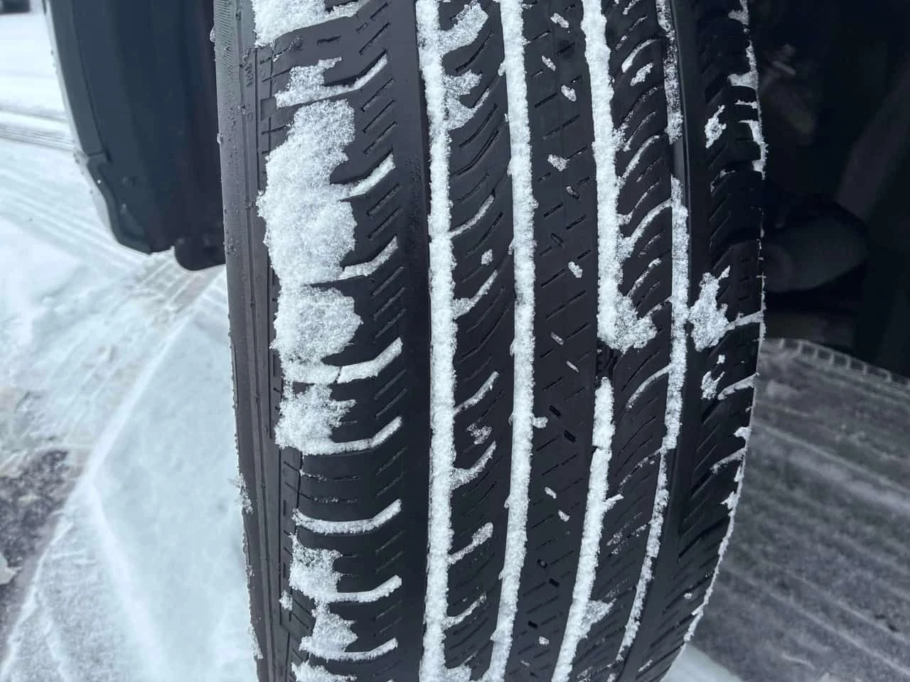 Audi Q3 * Komfort * CARFAX * КАМЕРА * ПОДГРЕВ * ПАМЕТ, снимка 15 - Автомобили и джипове - 53953640