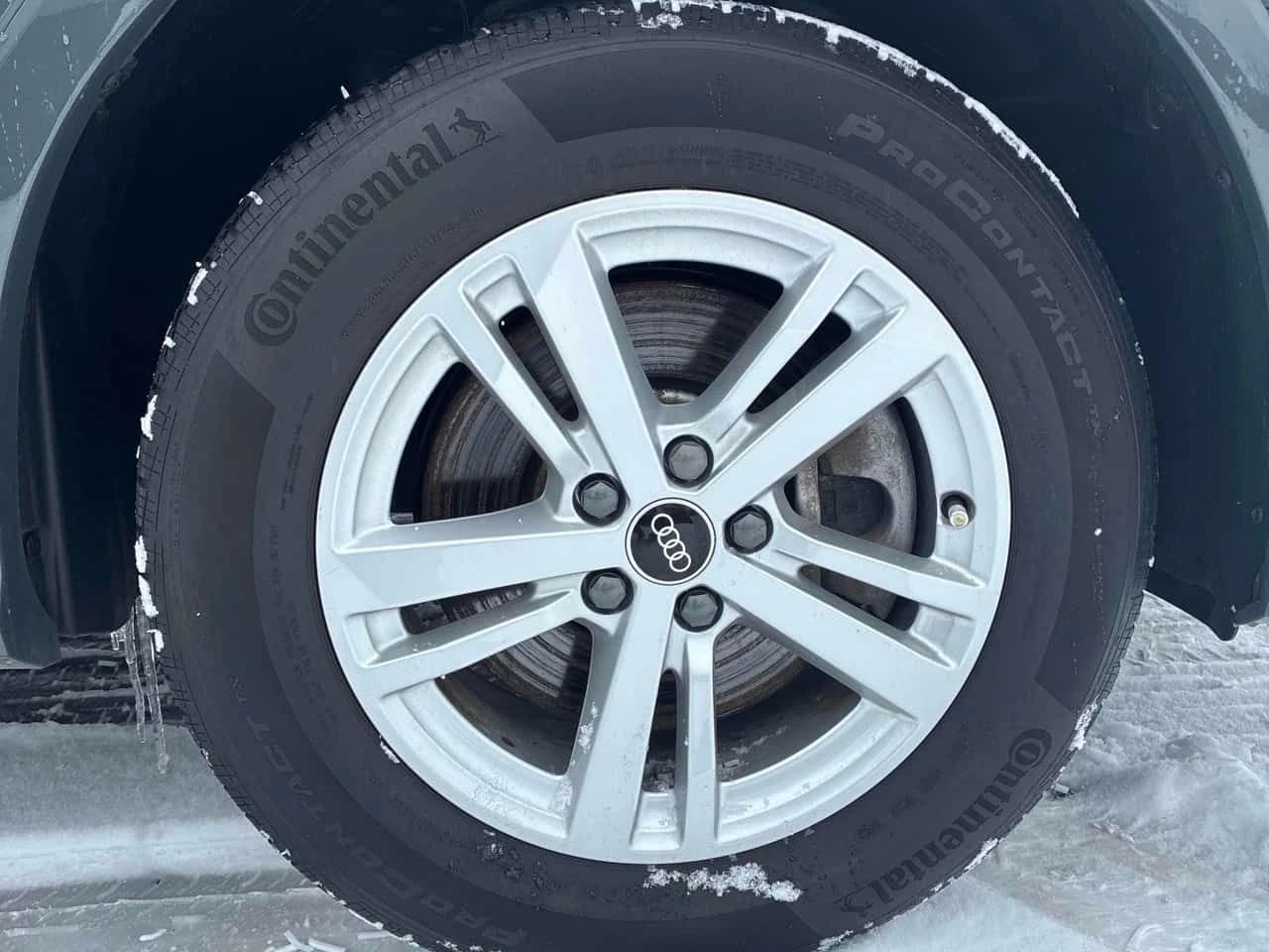 Audi Q3 * Komfort * CARFAX * КАМЕРА * ПОДГРЕВ * ПАМЕТ, снимка 7 - Автомобили и джипове - 53953640