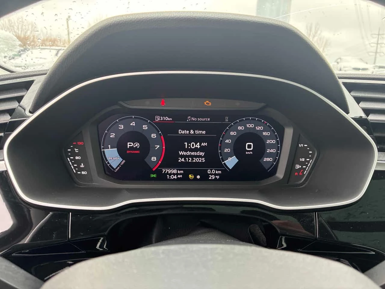 Audi Q3 * Komfort * CARFAX * КАМЕРА * ПОДГРЕВ * ПАМЕТ, снимка 8 - Автомобили и джипове - 53953640