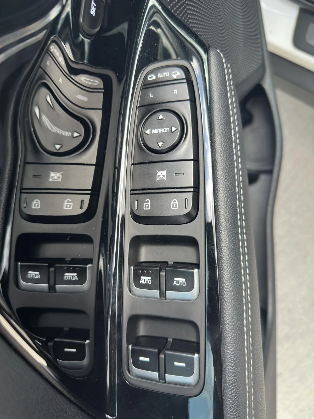 Kia Niro 64KWh/EXECUTIVE LINE/SOH100%/KIACONN/FULL! | Mobile.bg � ����������� 16
