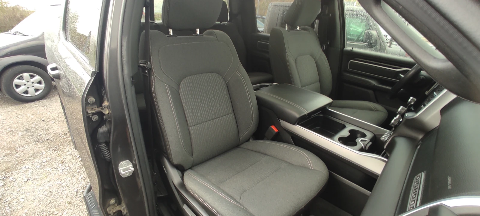 Dodge RAM 1500 BIGHORN 5.7HEMI-v8 CREW-CAB: TOP:TOP;TOP!!!, снимка 10 - Автомобили и джипове - 54237481