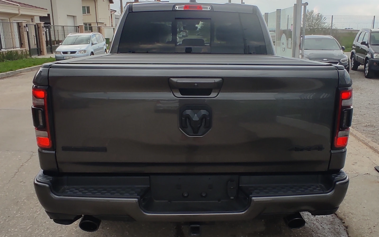 Dodge RAM 1500 BIGHORN 5.7HEMI-v8 CREW-CAB: TOP:TOP;TOP!!!, снимка 6 - Автомобили и джипове - 54237481