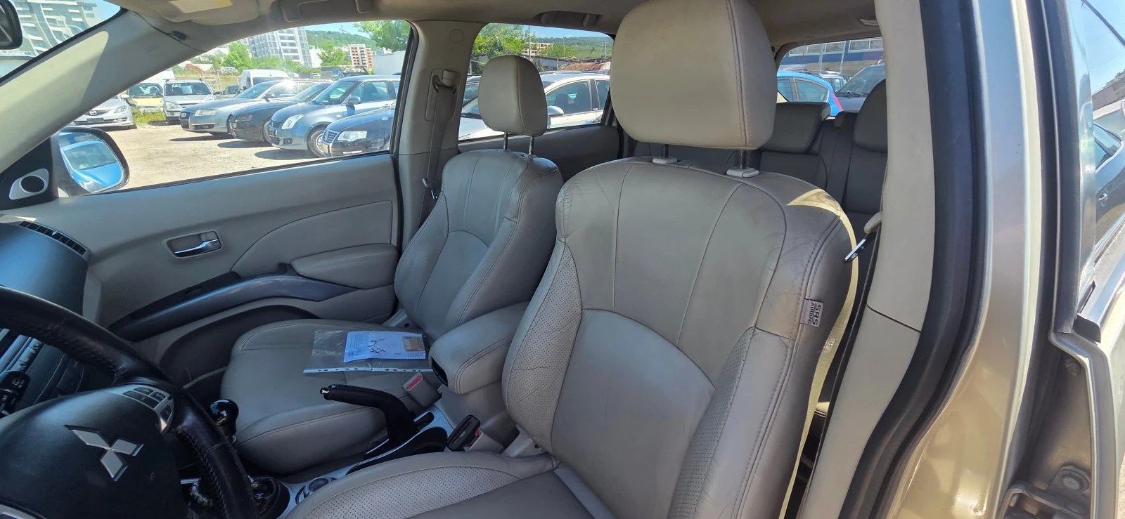Mitsubishi Outlander 2.0 TDI 4X4, снимка 9 - Автомобили и джипове - 54613119