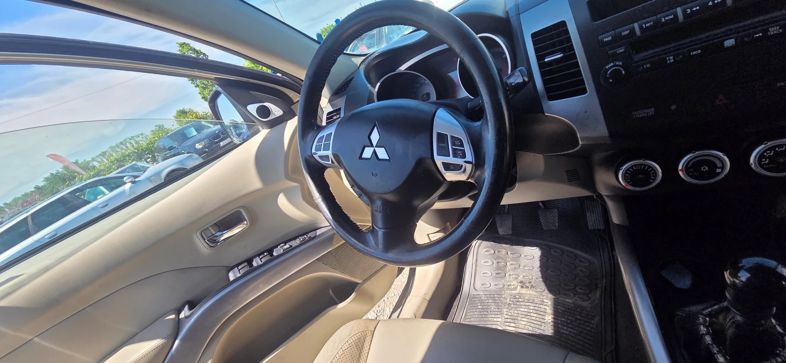 Mitsubishi Outlander 2.0 TDI 4X4, снимка 14 - Автомобили и джипове - 54613119