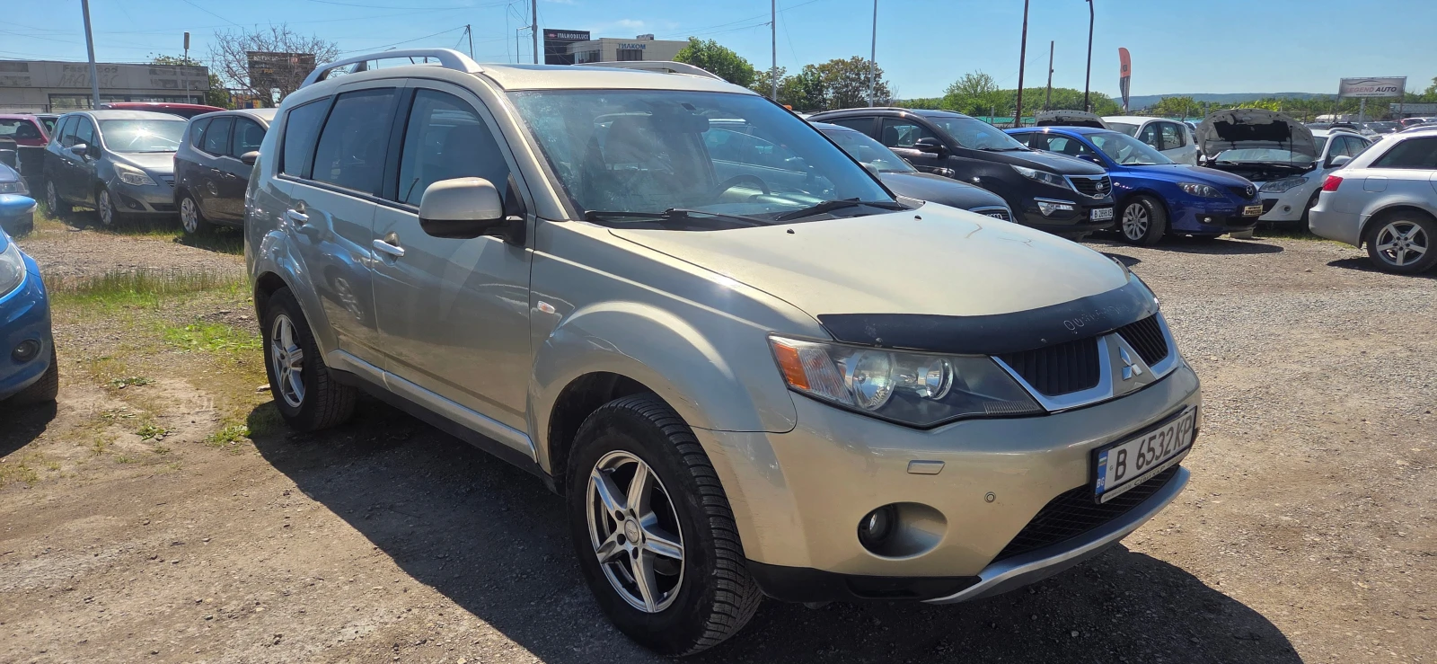 Mitsubishi Outlander 2.0 TDI 4X4, снимка 3 - Автомобили и джипове - 54613119