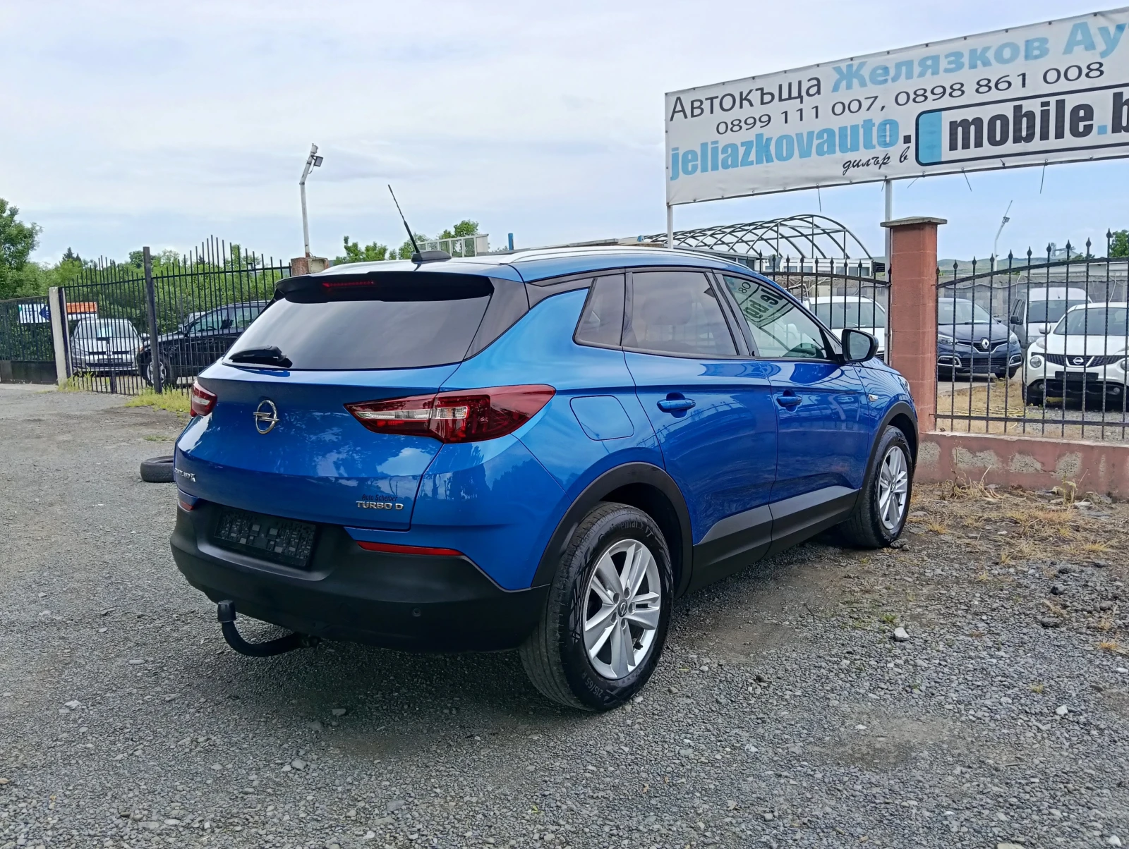 Opel Crossland X 1.6 HDI 120к.с., снимка 4 - Автомобили и джипове - 54666190