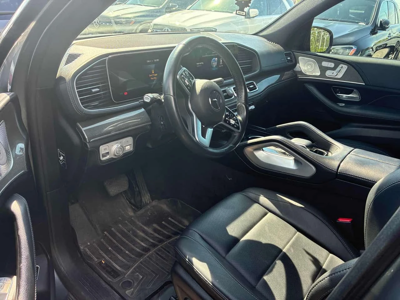 Mercedes-Benz GLE 350 АМГ ПАКЕТ * CARFAX * ОПЦИЯ ЗА ФИНАНСИРАНЕ, снимка 5 - Автомобили и джипове - 54948201
