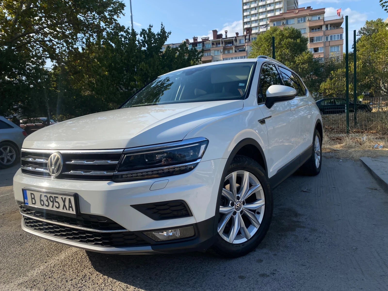 VW Tiguan Allspace 2.0 tdi, снимка 2 - Автомобили и джипове - 55155526