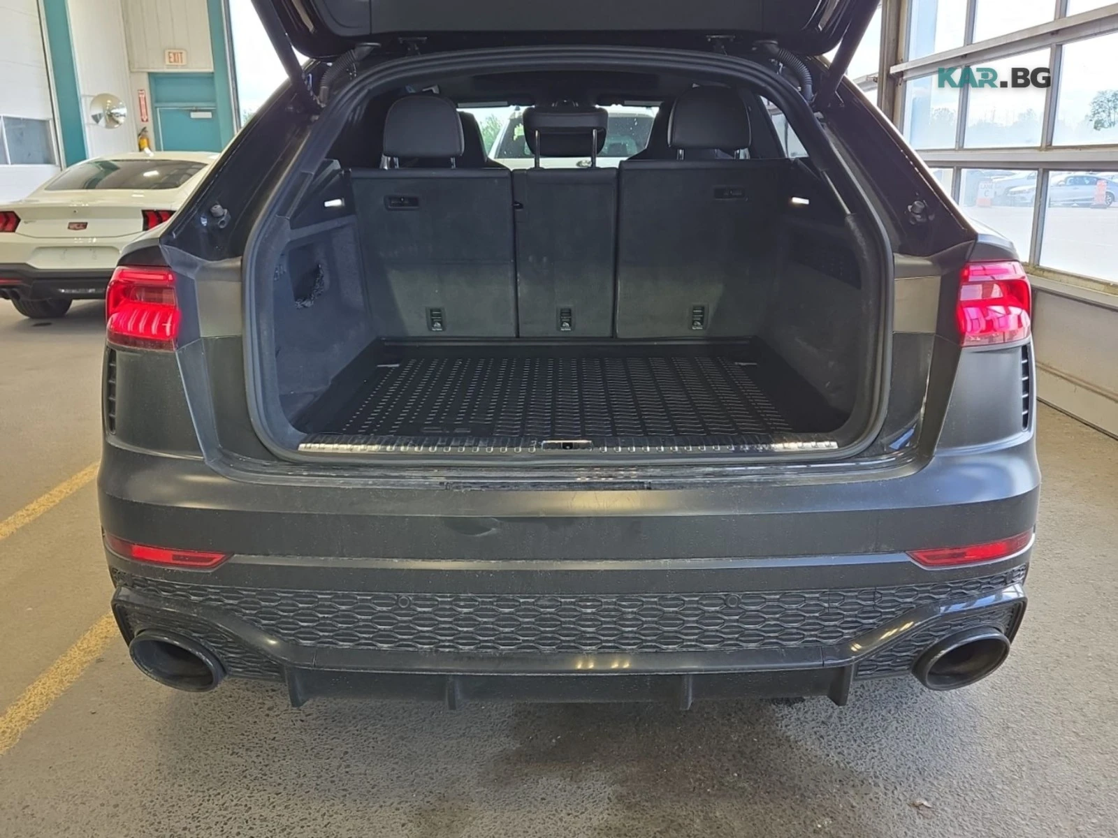 Audi RSQ8 * AвтоКредит * (ЦЕНА ДО БГ), снимка 6 - Автомобили и джипове - 55191187