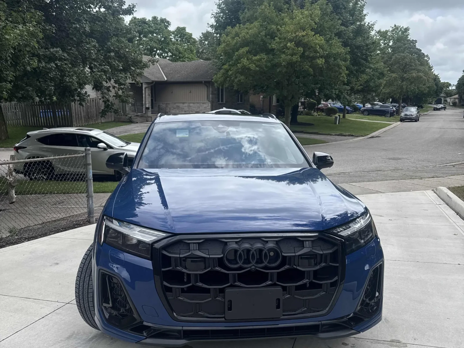 Audi SQ7 4.0 TFSI quattro, ПРОГНОЗНА ЦЕНА до БГ, снимка 6 - Автомобили и джипове - 55612885