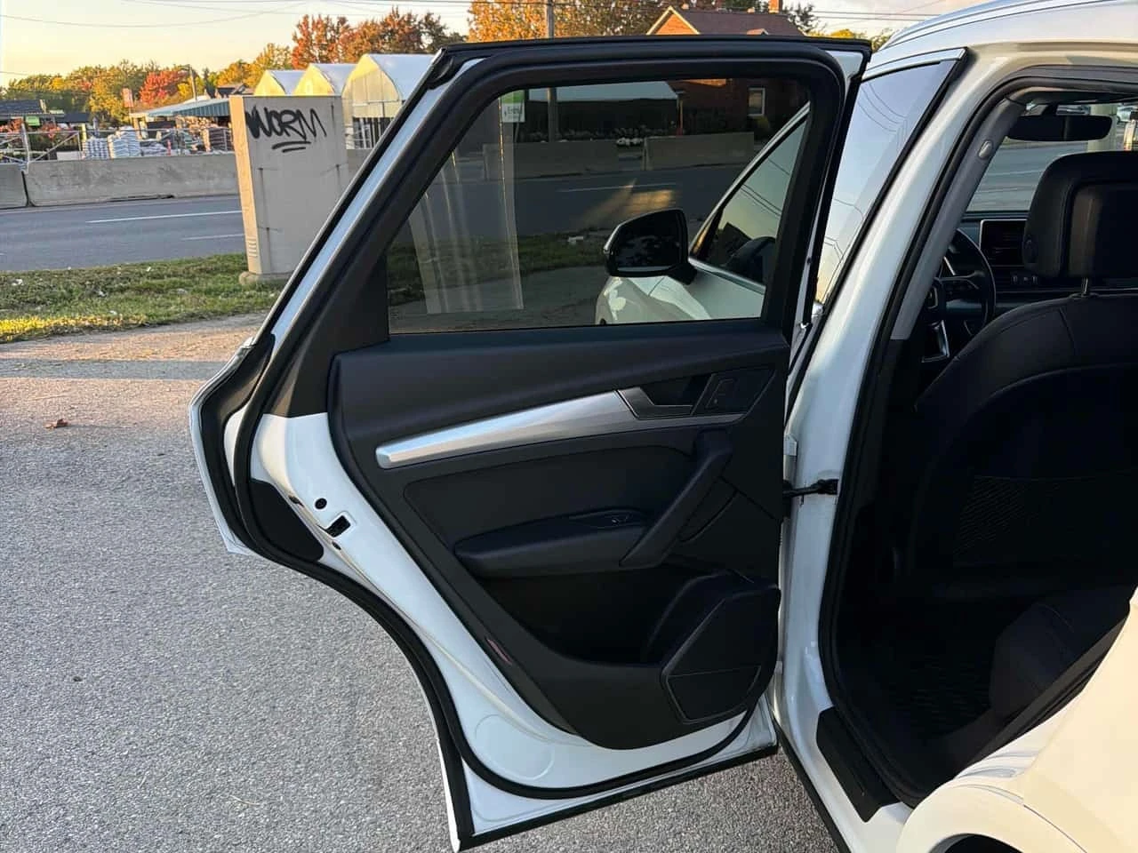 Audi Q5 * Progressiv * CARFAX * , снимка 17 - Автомобили и джипове - 56326337