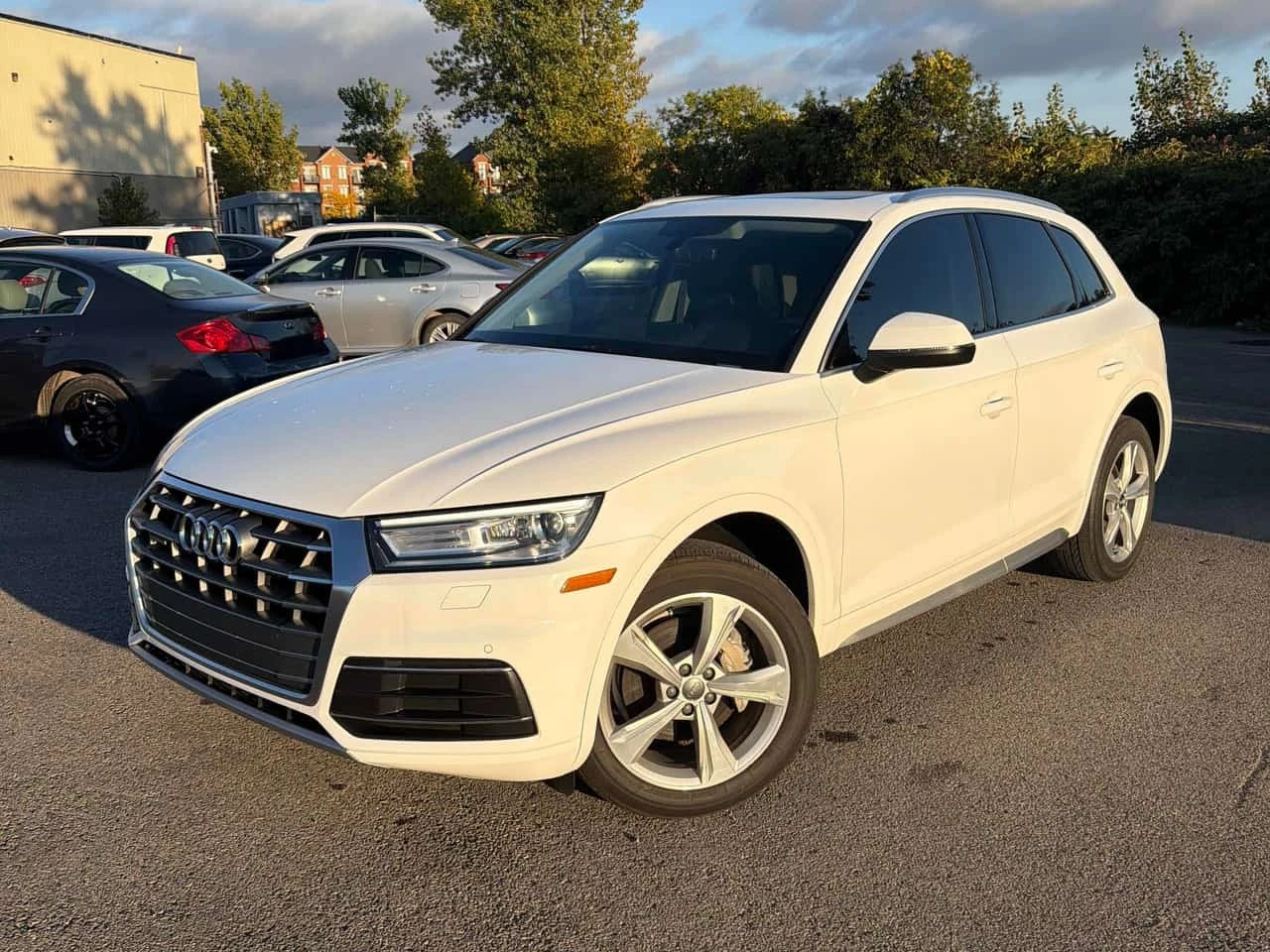 Audi Q5 * Progressiv * CARFAX * 