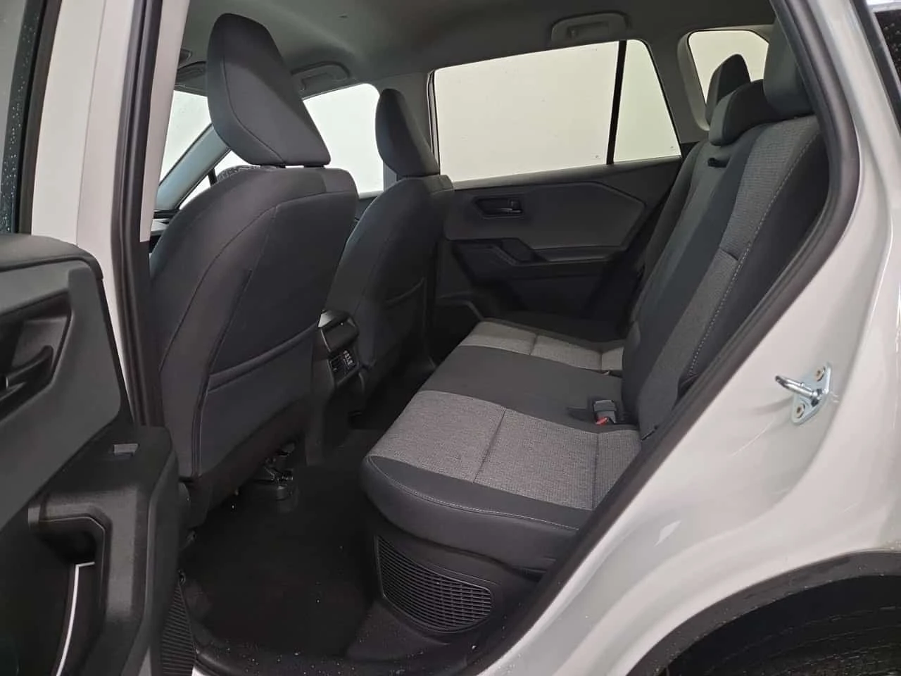 Toyota Rav4 * LE * CARFAX * ��� ������������ ������ | Mobile.bg � ����������� 11