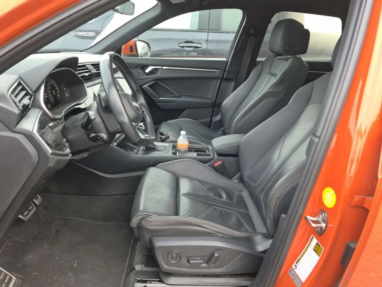 Audi Q3 * TECHNIK * CARFAX * , снимка 8 - Автомобили и джипове - 56675531