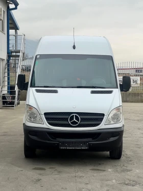 Mercedes-Benz Sprinter Климатроник / ОМ-646 / Перфектен, снимка 2