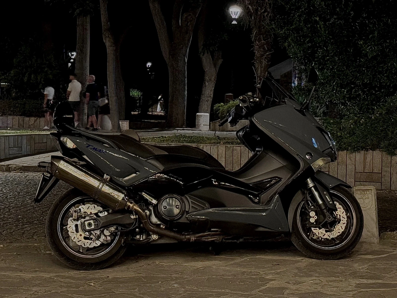 Yamaha T-max LED * KEYLESS* MALOSSI, снимка 7 - Мотоциклети и мототехника - 55335843