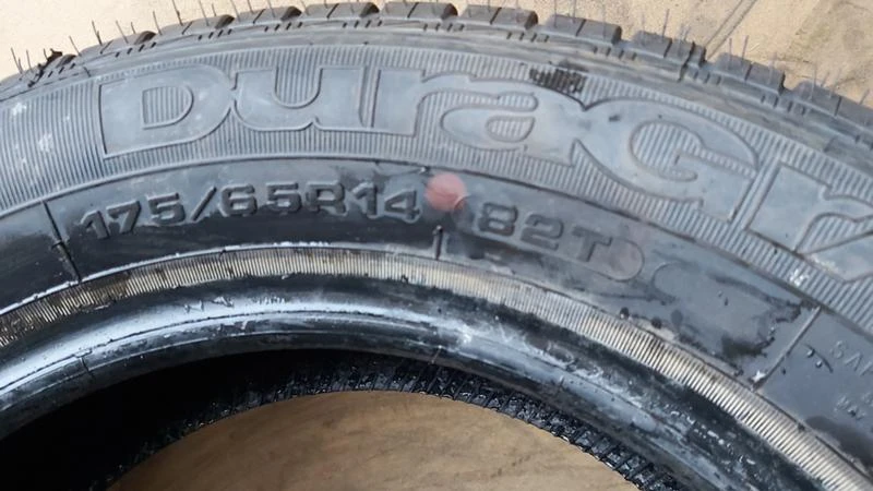 Гуми Летни 175/65R14, снимка 4 - Гуми и джанти - 28489947