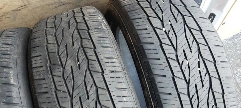 Гуми Всесезонни 225/55R18, снимка 3 - Гуми и джанти - 31352025