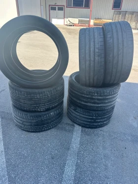      275/35R22
