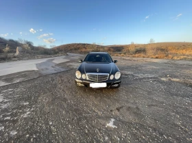 Mercedes-Benz E 320 4matic evo, снимка 1