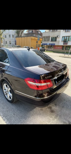 Mercedes-Benz E 250, снимка 3
