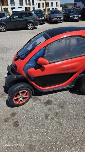 Renault Twizy 4.0 - 7800 лв. - 54767256 7