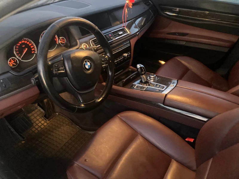 BMW 730 730d, снимка 16 - Автомобили и джипове - 49161288