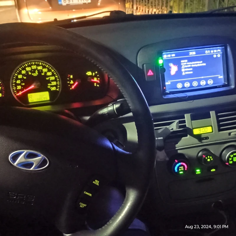 Hyundai Sonata 2.4 LPG АГУ, снимка 16 - Автомобили и джипове - 46966771