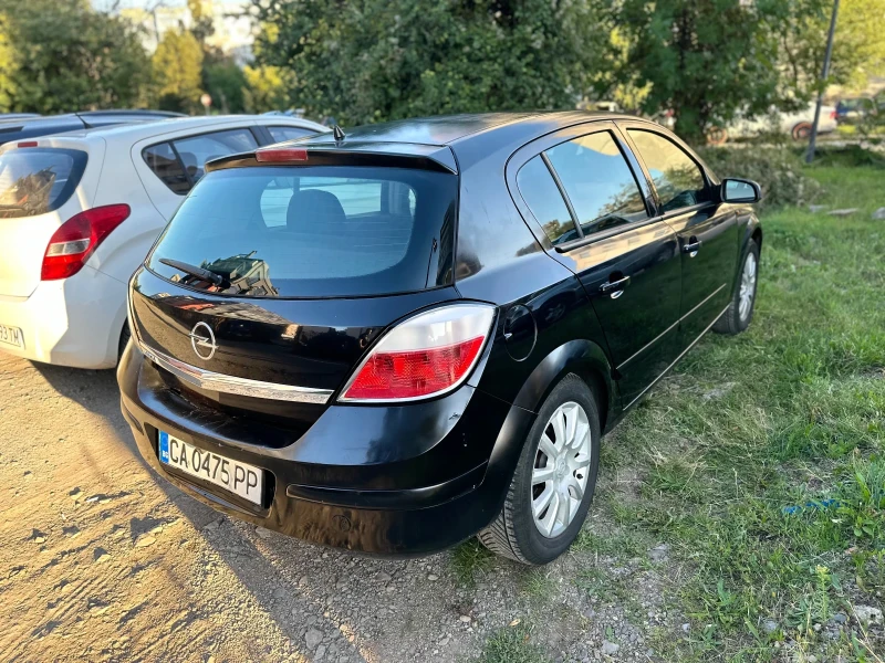 Opel Astra, снимка 3 - Автомобили и джипове - 47384852