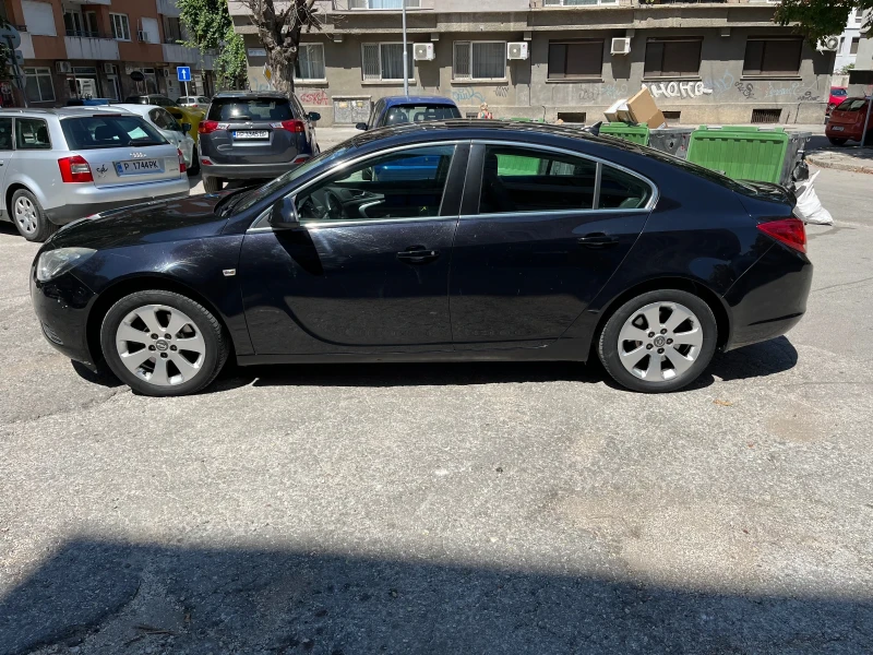 Opel Insignia, снимка 3 - Автомобили и джипове - 47398572