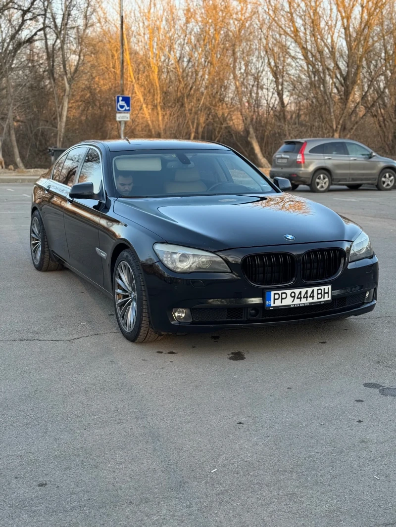 BMW 730 Дистроник Head-up Вакум и др ОБСЛУЖЕНА!!, снимка 10 - Автомобили и джипове - 49553386