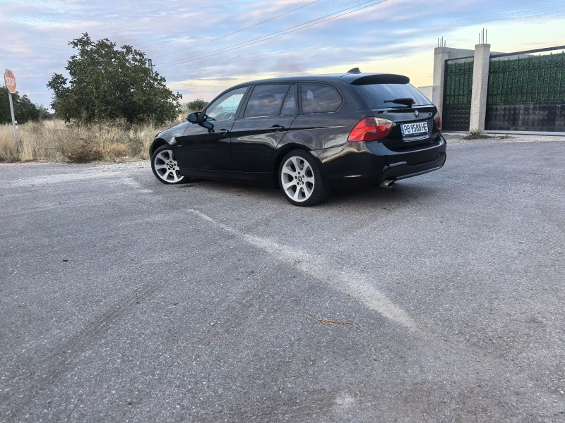 BMW 330 xd, снимка 4 - Автомобили и джипове - 51954758