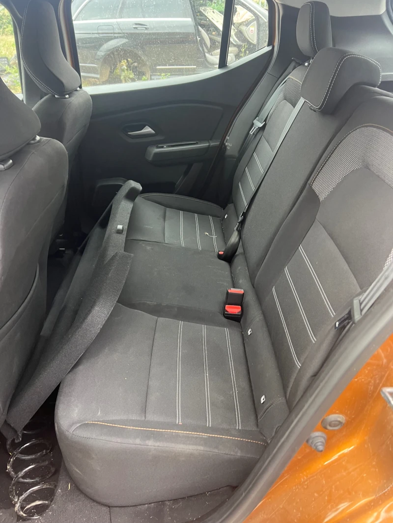 Dacia Sandero stepway 1.0Tce , снимка 10 - Автомобили и джипове - 52038811