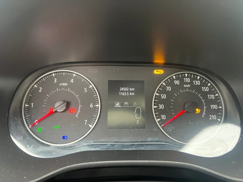 Dacia Sandero stepway 1.0Tce , снимка 6 - Автомобили и джипове - 52038811