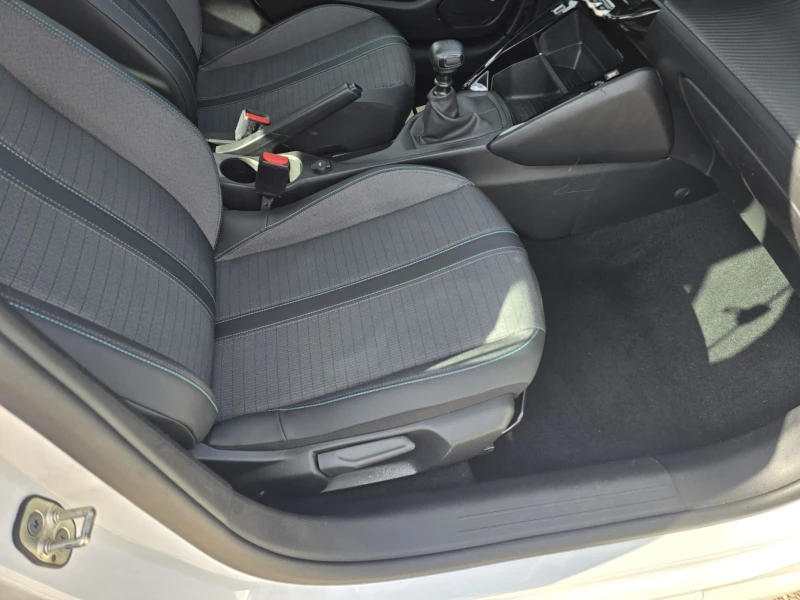 Peugeot 208 1.5 BlueHDi Навигация| Автопилот| Климатроник, снимка 10 - Автомобили и джипове - 52168307