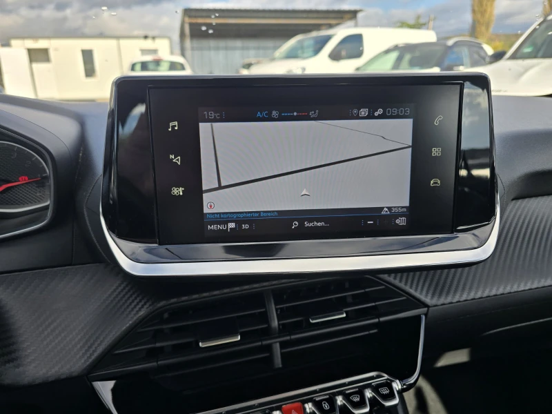 Peugeot 208 1.5 BlueHDi Навигация| Автопилот| Климатроник, снимка 14 - Автомобили и джипове - 52168307