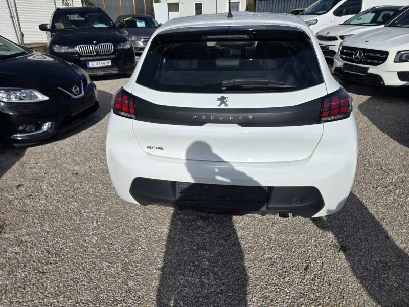 Peugeot 208 1.5 BlueHDi Навигация| Автопилот| Климатроник, снимка 6 - Автомобили и джипове - 52168307