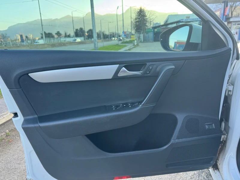 VW Passat 2.0TDI-140ps, снимка 11 - Автомобили и джипове - 52774412