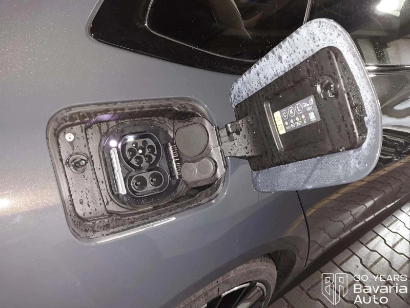 BMW i4 40 eDrive M Sport Paket, снимка 15 - Автомобили и джипове - 52834283