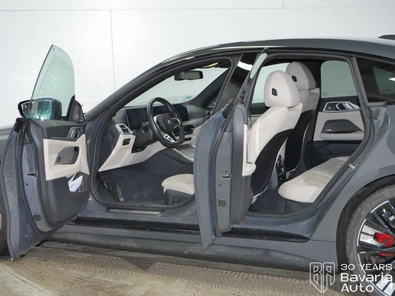 BMW i4 40 eDrive M Sport Paket, снимка 5 - Автомобили и джипове - 52834283