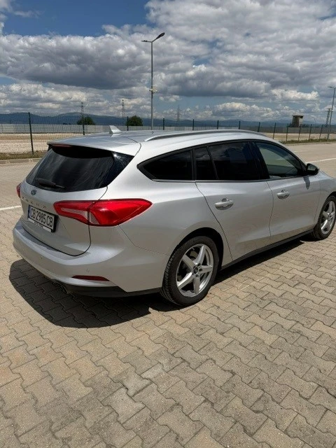 Ford Focus Комби, снимка 3 - Автомобили и джипове - 55439894